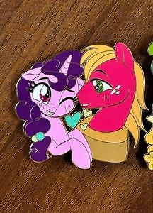 [Hot Item] 4. Laser Engraved Customizable Badges for Promotions in Various Colors