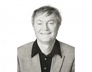 Professor's solar-panel breakthrough wins Millenium Technology Prize, could lead to solar ubiquity - Core77