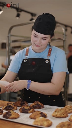 Elegant Hotel Uniforms in Dubai – Elevate Your Staff’s Style!