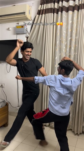 Dilli Wala Malayali on Instagram: "Is she won’t , he will😍😘🥰 . . . . . . . . #dilliwalamalayali #malayalam #kerala #trending #malayali #instagram #mallu #keralagram #keralagodsowncountry #keralatourism #friends #friend #love"