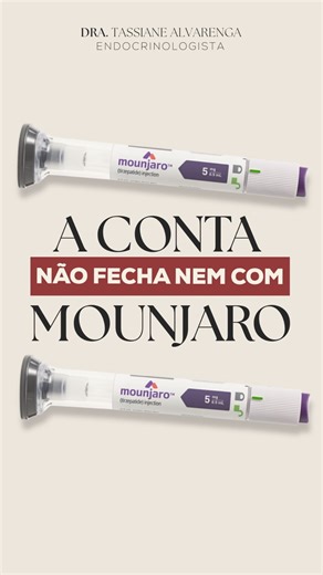 Tassiane Alvarenga | Endocrino on Instagram: "Dezembro chegou… e com ele vem aquele looping de sensações, emoções e vida social agitada que só quem vive sabe. Você tenta se organizar, seguir firme na dieta, treinar, dormir direito… mas aí vem as confraternizações, o cansaço acumulado, o vinho da amiga, o panetone do “só um pedacinho”, o “eu mereço descansar hoje” — e a rotina desanda. Mas isso não significa fracasso. Significa que você é humana. E que o plano precisa conversar com a vida real. ✨