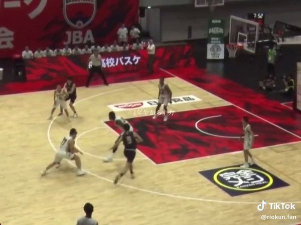 全然投稿できてなくてすみません😢 @榎木璃旺 🫶🏻 #榎木璃旺 #大濠高校 #大濠トロージャンズ #福大大濠 #大濠バスケ #バスケ男子 #バスケ #高校バスケ #おすすめにのりたい #fyp #日清トップリーグ #ネオンサイン