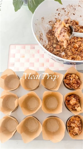 Arin Jura | Arin Solange at Home on Instagram: "Not the most exciting week of meal prep - but if you need an easy new dinner one of my childhood favs for the crockpot is at the end 😍 Comment MEAL PREP for the links to the items in this post and the recipes Find these items on my AMZ storefront under the ‘kitchen favorites ’ Storefront List . . .#fallrecipe #mealprep #mealpreprecipes #uncrustable #uncrustablerecipes #snack #snackideas #amazonkitchen #kitchengadgets #easydinner #kitchenmusthaves 