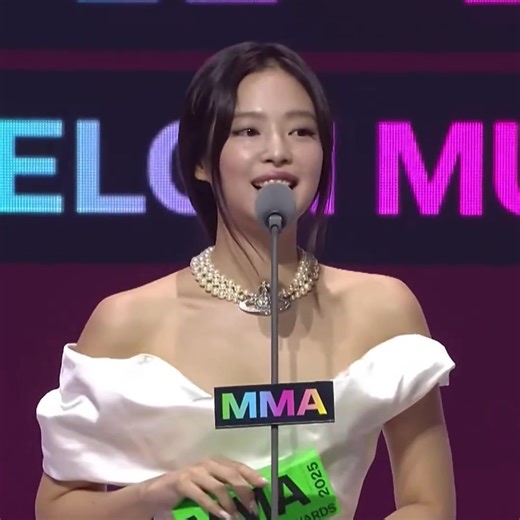 #JENNIE wins Top 10 at the 17th Melon Music Awards congratulations my love 🥹💞 | Jennie Kim