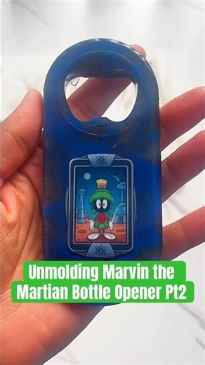 Unmolding a custom Marvin the Martian opener! (Satisfying reveal) 🤯 #resin #marvinthemartian #diy