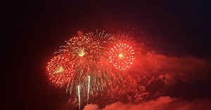 Dazzling July 4th fireworks display captivates Virginia Beach Oceanfront crowds