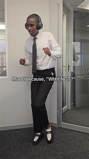 This is how Lawyers dance by the way.🙂‍↕️ #magumba #magumbachallenge #lawgraduate #llb #candidateattorney #law #corporatelawyer
