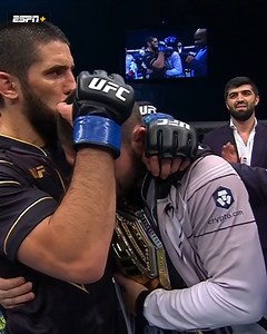 "[Khabib] and his father [made] me." Islam dedicating his title to Abdulmanap and handing the belt to Khabib ❤️ #UFC280 | ESPN MMA