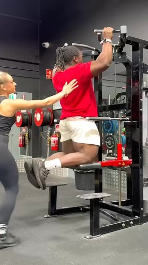 660K views · 1K reactions | GYM #gym #gymlife #shorts #prank #fypシ゚ #funny #viralreelsfb #foryoupagereels #creative | Pinson Reels | Facebook