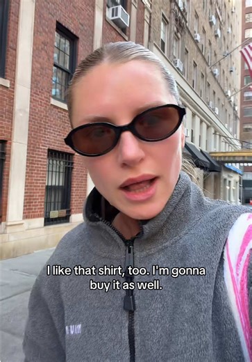 Plz weigh in:.. who gets to wear the shirt tn @DaniellePheloung