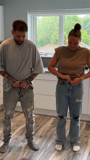 211K views · 484 reactions | NO HANDS CHALLENGE!! #shorts | Pranks World | Facebook