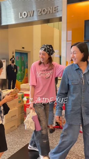 LingOrm Trap on Instagram: "It feels like Orm’s skin is literally reflecting the color of her shirt ✨"