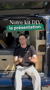 Et oui, si tu l’avais loupé, on fait aussi des kits d’aménagement fixe pour prolonger l’aventure de la vanlife plus longtemps grâce à notre collection de kits à monter soi-même ! ⚒️ Notre collection est composée d’un lit peigne modulable ainsi que d’une étagère intérieure pour ranger l’ensemble de ses affaires ! 🛌 **Le lit peigne :** - Lit spacieux d’1M90 x 1M33 🛏️ - 3 grands tiroirs avec un volume de rangement de 215L 📦 - Modulable en L, en banquette et en lit 🛋️ - Mousses haute résilience 