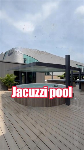 A jacuzzi pool that can be used directly after being placed on the ground and connected to water and electricity.#springpool #spapool #jacuzzi #massagepool #homepool #smartpool #gardenpool #heatpool #homedecor #smartjacuzzi | Sunripple Aquatics US