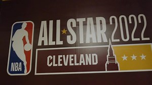 Spotlight - Mountain Dew Three Point Contest