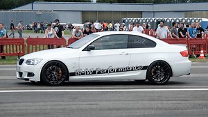 BMW 335i coupe E92 in quarter mile compilation