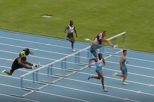 Eagles WR Devon Allen Runs 3rd-Fastest Hurdles Time In Track & Field History (VIDEO)