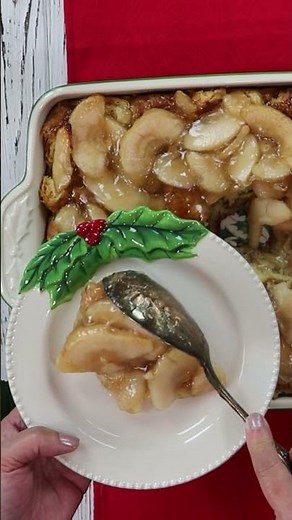 Apple Croissant Breakfast Casserole (Make-Ahead Magic!)