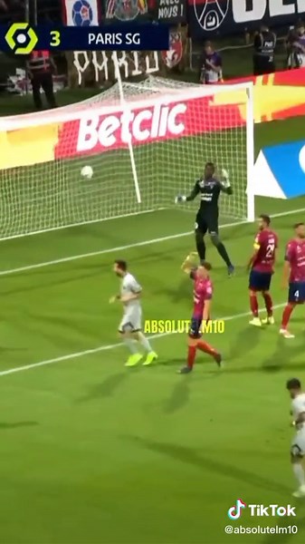 Lionel Messi Bicycle Kick Goal: Spectacular Football Moment