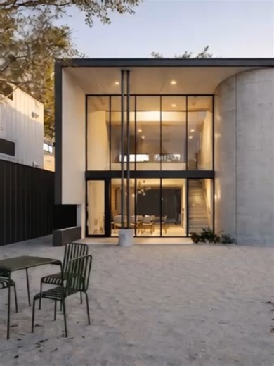 CURSO SAMURÁI ARCHICAD 28 UNREAL ENGINE 5 🧡🧡🧡Contacto y mas información: 70768047🧡🧡🧡 - https://wa.link/jp9p9i - https://wa.link/jp9p9i 🌐 MÓDULO 5: Visualización Arquitectónica con Unreal Engine 5 Lleva tu proyecto al siguiente nivel. • Exportación e importación desde Archicad sin perder calidad. • Iluminación realista, ambientación y materiales de alta fidelidad. • Configuración del render final cinematográfico. • Generación de animaciones arquitectónicas. #archicad27 #archviz #archicad28