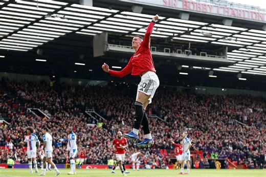 Sesko scores again as Man Utd come from behind to beat 10-man Palace | Flashscore.co.uk