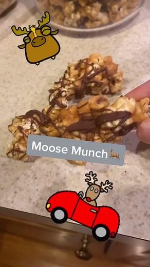 Delicious Moose Munch Recipe for Holiday Baking