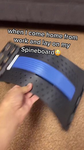 my back SOUNDED like POP ITS😂Tag a friend who needs this #fyp #foryou #foryoupage #backcrack #tiktokmademebuyit #crackingbones #chiropractor