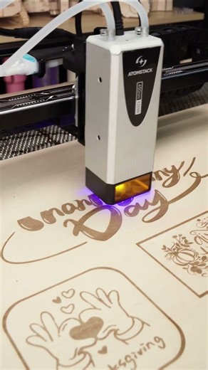 Want to add more Thanksgiving vibes to your space? #atomstack #laserengraver# Thanksgiving #DIY