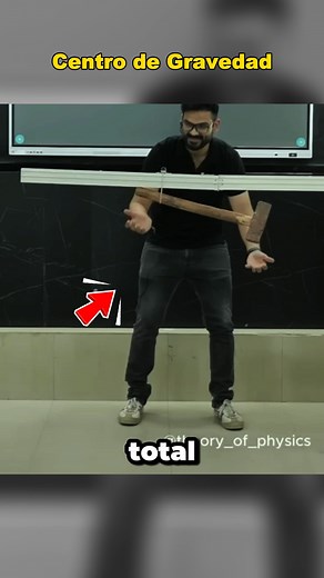 El centro de gravedad es el punto teórico donde se concentra el peso total de un objeto, que funciona como un punto de equilibrio. Es el punto donde la fuerza de gravedad parece actuar sobre el objeto y se utiliza para predecir su comportamiento en movimiento y estabilidad. #ciencia #fisica #fblifestyle #reelsviralシfb #viralpost | Mundo Científico