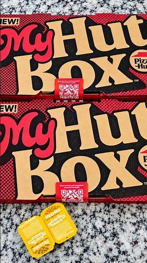 Pizza Hut NEW My Hut Box Review 🍕 | I Rate It 8/10!