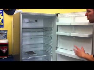 Fisher & Paykel 422Lt Refrigerator E442BRXFD