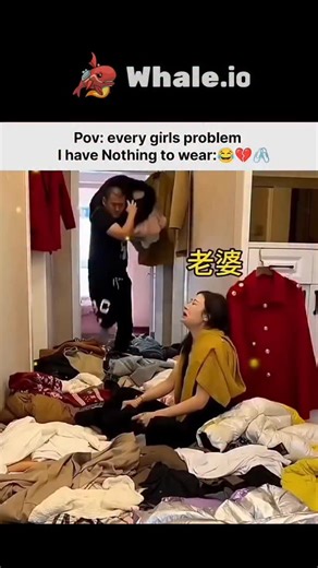 @𝐬𝐮𝐜𝐜𝐞𝐬𝐬𝐨𝐟𝐦𝐢𝐥𝐥𝐢𝐨𝐧𝐬 on Instagram: "日本利用压电瓷砖将脚步转化为电能。这些瓷砖捕捉来自你脚步的动能。当你行走时,你的重量和动作会对瓷砖产生压力。瓷砖会轻微弯曲,从而产生机械应力。瓷砖内部的压电材料将这种应力转化为电能。每一步都会产生少量电荷,而数百万步结合在一起就能产生足够的电力来驱动 LED灯、数字显示屏和传感器。在像涩谷车站这样繁忙的地方,每天大约有240万个脚步为这一系统作出贡献。这些电能可以被储存或立即使用,从而减少对传统电力来源的依赖,并支持可持续的城市基础设施。这种方法将日常运动转化为实用的可再生能源 #日本 #知识 #事实#你知道吗#推荐科技 创新 历史 技术 实验"