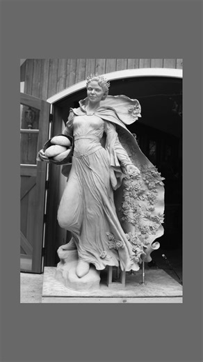 Portrait Society of America on Instagram: "Don’t miss your chance to be part of the Portrait Society of America’s annual Members Only Competition! Submit your best work in one, two, or up to all five exciting categories for a chance at recognition, awards, and international exposure: 🎨 Commissioned Portrait 🖌️ Non-Commissioned Portrait ✨ Outside the Box 🌄 Landscape 🐾 Animals as the Subject Whether your style is traditional, contemporary, or experimental, there’s a place for your art in this 