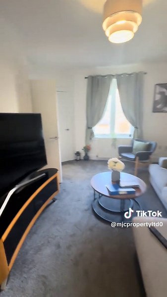 Come take a look around Bountrees apartment. This two bedroom apartment is located in Jedburgh in the Scottish Borders. The property has great views over Jedburgh & is approximately 15 minute walk to Jedburgh high street. You can also visit the Jedburgh Abbey & the castle jail. #scottishproperty #scottishborders #holidayrental #JedburghScottishBorders #scotlandstartshere #visitscotland