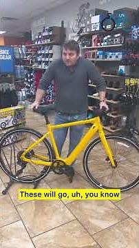 MOMENTUM VOYA E+ 3 -700CC - ‪@MiddletownCycling‬ (Powerful, lightning fast & designed for city life)