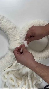 Wrap yarn around a Dollar Tree wreath form 🤭❄️☃️