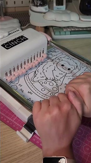 The Cinch machine is weirdly satisfying to watch #asmr #diy