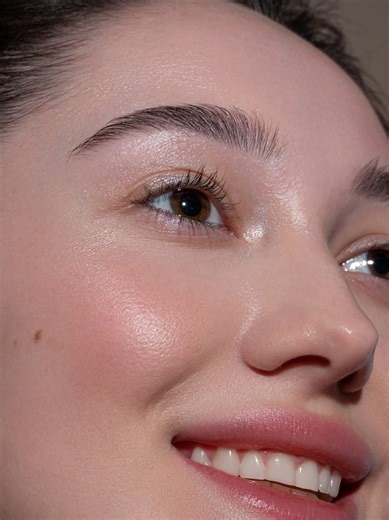 I’m Constantly Dealing With Clogged Pores—Dermatologists Suggest These 3 Solutions