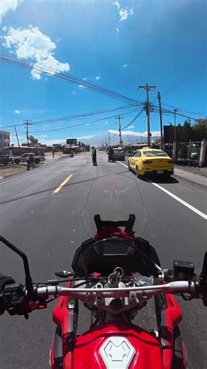 JAJAJA LUEGO PRESO POR SER FOSFORITO 😹 #biker #parati #motovlog #pelea #chiste
