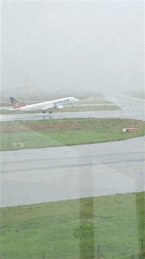 serunya nonton pesawat terbang #shorts #airplane #viral