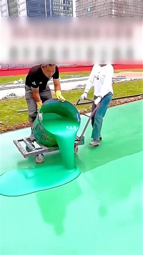Poured 'this' onto a dull cement floor? The mind-blowing transformation in just 1 second!