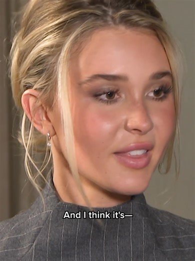 Isabel May always knew she wanted to be a scream queen and now she's got Neve Campbell's stamp of approval #isabelmay #nevecampbell #scream7