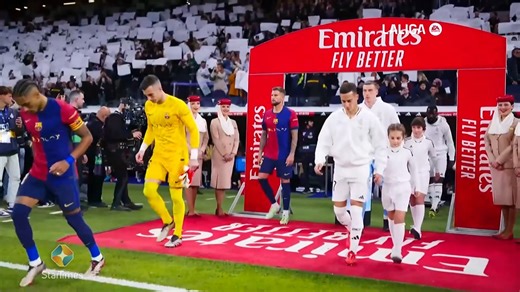 2.2M views · 125K reactions | Barcelona defeated Real Madrid 4-0 in La Liga's Matchday 11. Key moments: Mbappe's goal was disallowed for offside in the first half. Lewandowski scored twice (assisted by Casado and Balde). Yamal added a goal (assisted by Rafinha). Raphinha sealed the victory with a late goal. Barcelona dominated the second half, securing a convincing win at Santiago Bernabéu Stadium. #ELCLÁSICO #LALIGAEASPORTS #StarTimes | StarTimes | Facebook