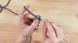 Learning to knit: full patent stitch