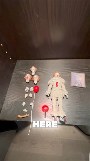 MEZCO PENNYWISE REVIEW #actionfigures #pennywise