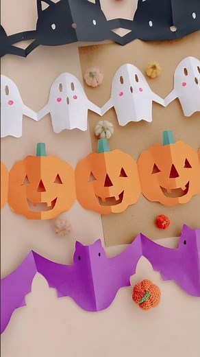 How To Make Halloween Bunting | Baker Ross