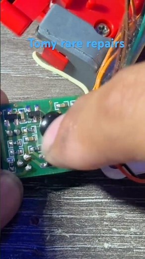 Talk n action James motor controller repair! #tomy #trackmasters #james #thomasandfriends #repairs