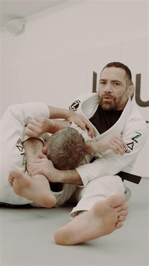 Unlocking the Armbar w/ Triangle #bjj #jiujitsu #grappling #kidsjiujitsu #houznjiujitsu #armbar