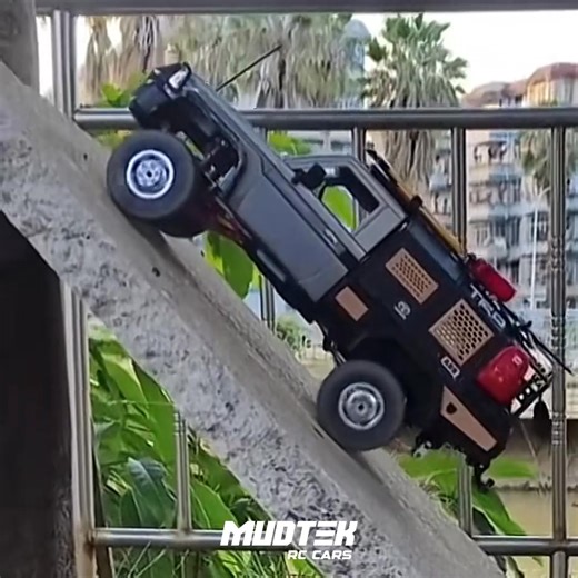 The most fun you’ve had in years. No joke. 🤯 This 4WD lets you climb, crawl, and conquer terrain right in your own backyard. Dirt, rocks, grass — bring it on. ✅ Feels like driving a real off-roader ✅ Built for mud, slopes, and rough ground ✅ Pure satisfaction every time the tyres grip ✅ Endless fun for adults and kids alike Get yours today and start your adventure! 👉 | Mudtek