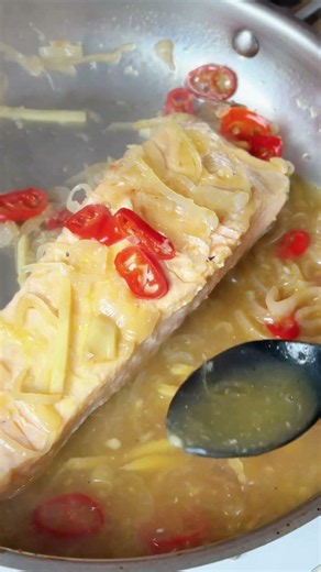 Coconut Vietnamese Braised Salmon Recipe